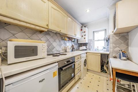 Flat 2, 24 Wandsworth Bridge Road, London, SW6 2TJ