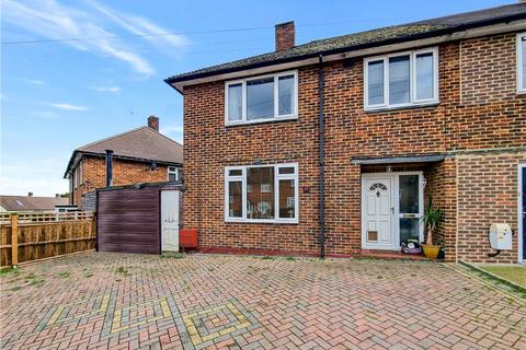 101 Lullingstone Crescent, Orpington, BR5 3DX