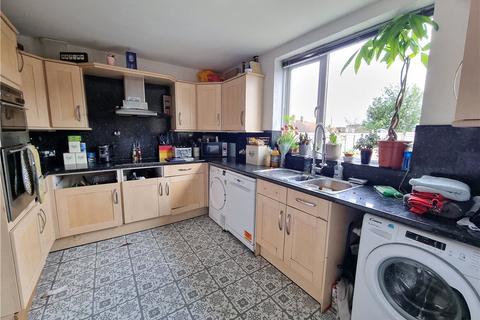 101 Lullingstone Crescent, Orpington, BR5 3DX