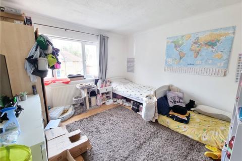 101 Lullingstone Crescent, Orpington, BR5 3DX