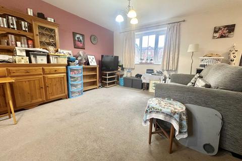2 bedroom flat for sale, Russett Way, Dunstable LU5