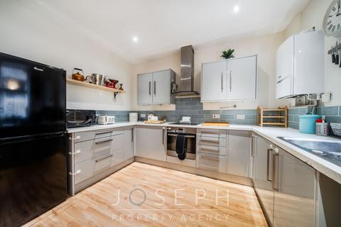 58 Sidegate Lane, Ipswich, IP4 4JA