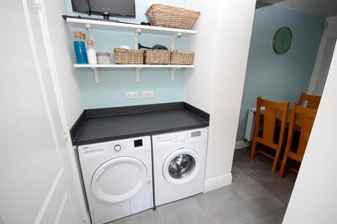 34 Bishops Park Road, Gateshead, NE8 3FF