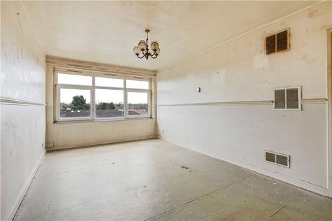 2 bedroom apartment for sale, Farm Road, Whitton, Hounslow, TW4