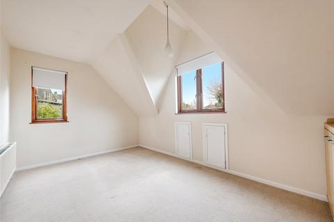 7 Riverside, Totnes, TQ9 5JB