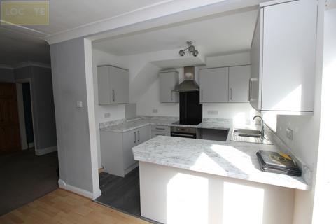 3 bedroom end of terrace house for sale - Wycombe Close Davyhulme