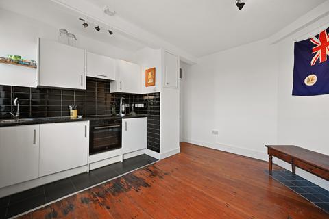 1 bedroom flat for sale - White City Estate, London W12
