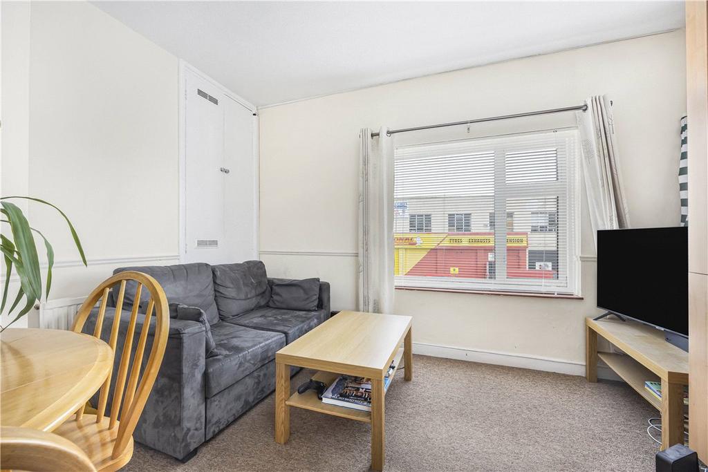 300a Living Room
