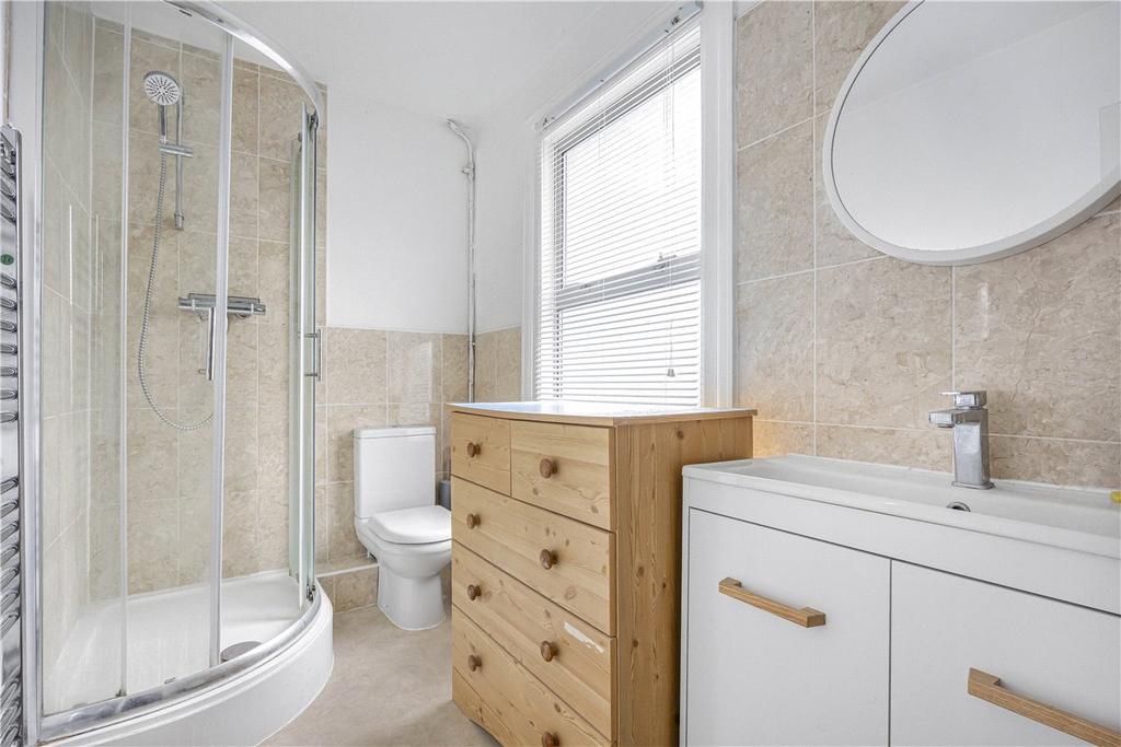 300a Shower Room