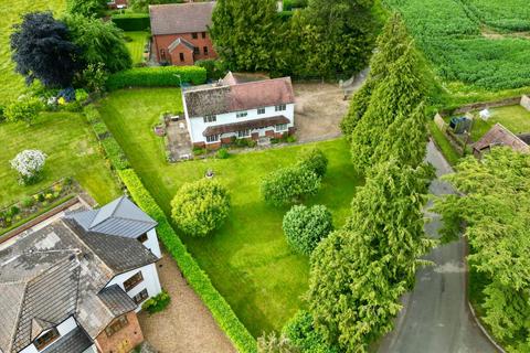 4 bedroom detached house for sale, Chapel View, Little Brington, Northampton NN7 4HX