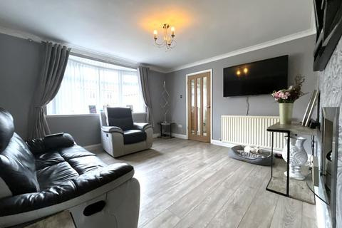 3 bedroom semi-detached house for sale, Lulworth Avenue, Jarrow, Tyne and Wear, NE32