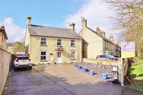 3 bedroom detached house to rent, The Causeway, Burwell, Cambridge