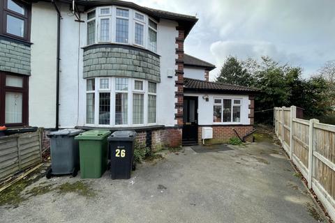 6 bedroom terraced house to rent, Greyshiels Avenue, Leeds, West Yorkshire, LS6