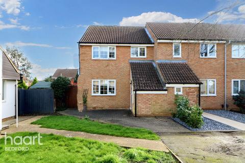 3 bedroom end of terrace house for sale, Hindburn Close, Bedford