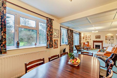 The Cottage Catlins Lane, Pinner, HA5 2EZ