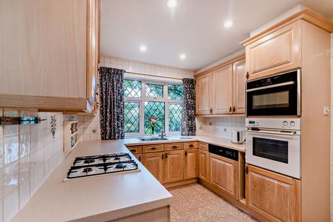 The Cottage Catlins Lane, Pinner, HA5 2EZ