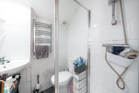 3 bedroom end of terrace house for sale, North Hill,  London,  N6,  N6