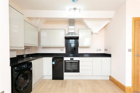 1 bedroom apartment for sale, High Street, Bushey, Hertfordshire, WD23