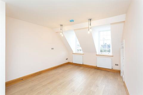 1 bedroom apartment for sale, High Street, Bushey, Hertfordshire, WD23