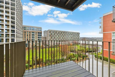 1 bedroom apartment for sale, Pendant Court, Royal Wharf, E16.