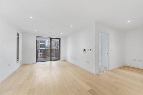 1 bedroom apartment for sale, Pendant Court, Royal Wharf, E16.