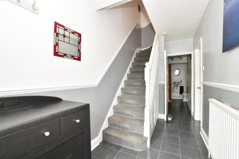 13 Meadowview Road, Epsom, KT19 9TS
