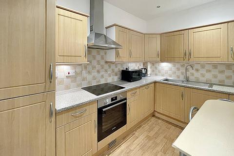 2 bedroom flat to rent, Westhall Gardens, Edinburgh EH10