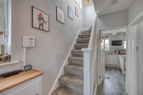 37 Edenhurst Road, Birmingham, B31 4PH
