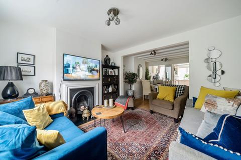 5 Hyde Close, Winchester, SO23 7DT
