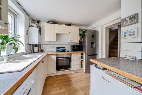 5 Hyde Close, Winchester, SO23 7DT