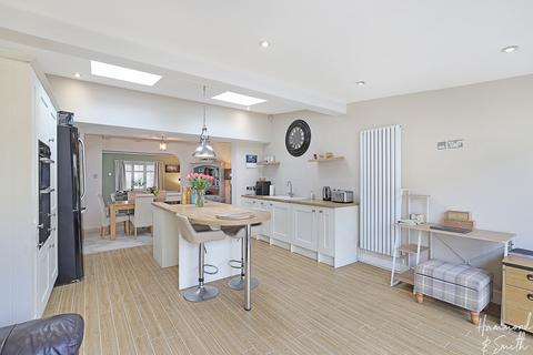 13 Charles Street, Epping, CM16 7AU