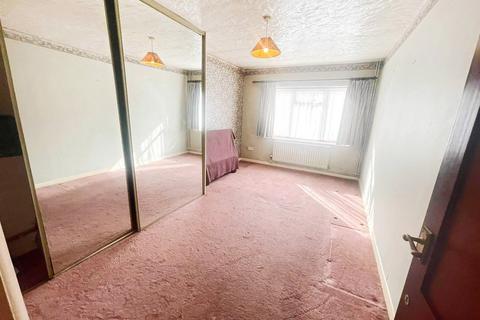 14 First Avenue, Northfleet, Gravesend, DA11 8DJ