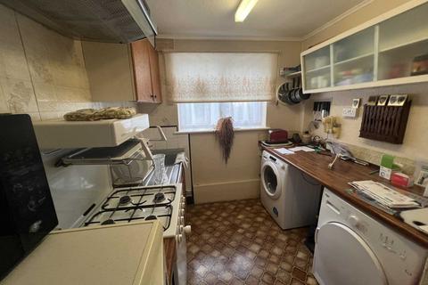 12 Cherrydown Walk, Romford, RM7 8HJ