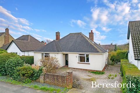 2 bedroom bungalow for sale, High Fields, Dunmow, CM6