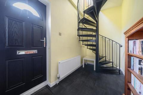 1 bedroom maisonette for sale, Windsor,  Berkshire,  SL4