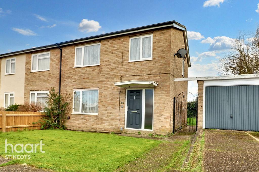 Shirdley Road, St Neots 3 bed semidetached house for sale £275,000
