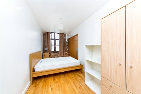 2 bedroom flat to rent, Robert Street, Brighton BN1