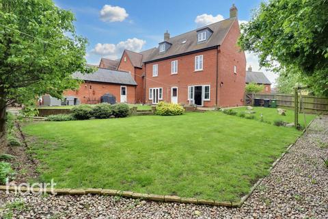 6 bedroom link detached house for sale, The Dairy, Henlow