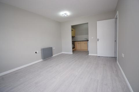 2 bedroom apartment to rent, Holyhead Mews, Slough, Berkshire, SL1