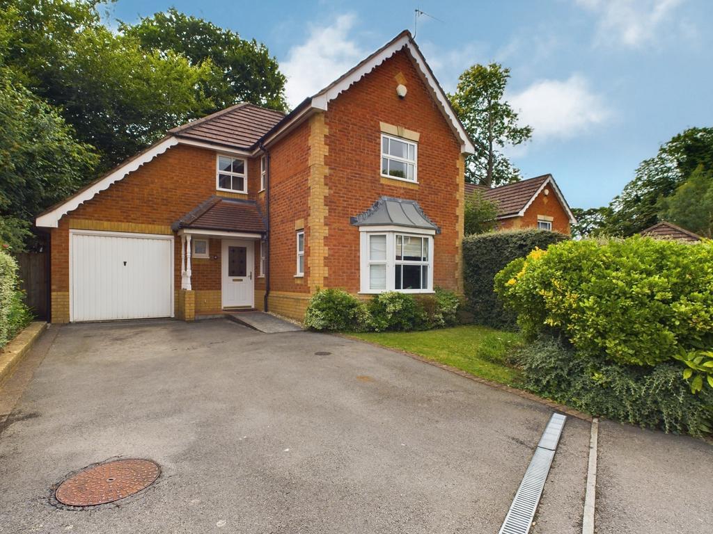 St. Lawrence Park, Chepstow, Monmouthshire, NP16 4 bed detached house