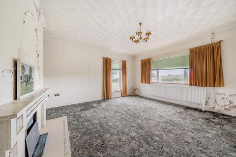 4 bedroom property for sale, Llantrisant, Mid Glamorgan CF72