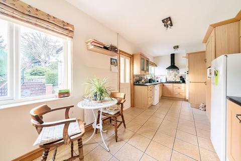 15 Dixton Close, Monmouth, NP25 3HE