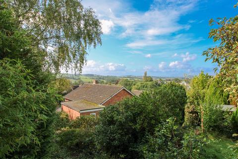 2 Duchess Close, Osbaston, Monmouth, NP25 3JL