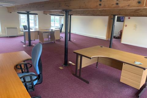 Office to rent, New Street, Charfield, Wotton-Under-Edge, Gloucestershire, GL12