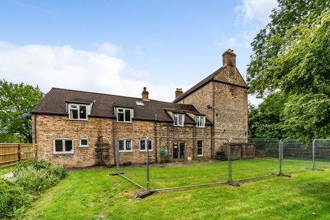 Wicksters House Bath Road, Eastington, Stonehouse, GL10 3AY