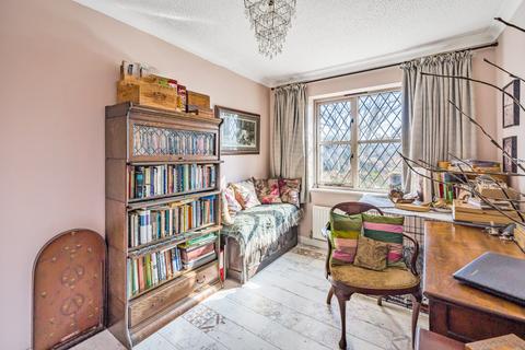 1 Lambsdowne, Dursley, GL11 6PX