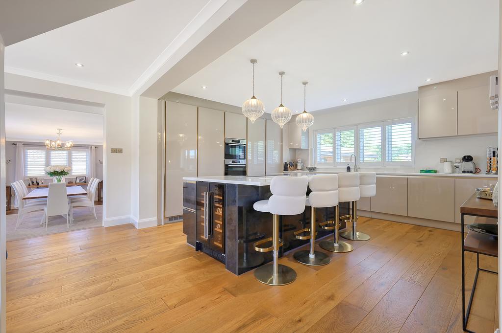 Kitchen/Breakfast Room
