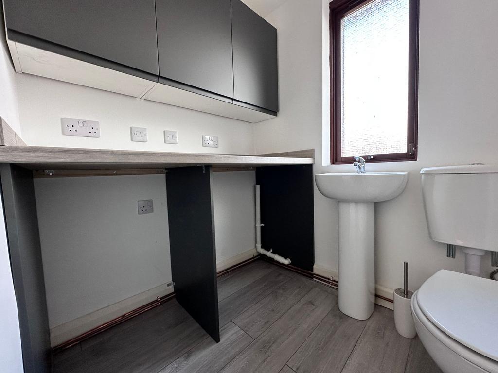 Ground floor Utility/WC