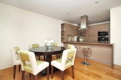 2 bedroom apartment for sale, Banyan House, Imperial Wharf, SW6