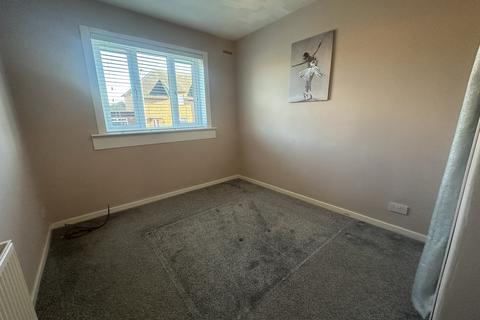 3 bedroom flat to rent, Mochrum Avenue, Maybole KA19